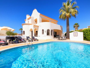 Charming villa in Albufeira with private pool